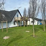 Pa Landet Apartmán *